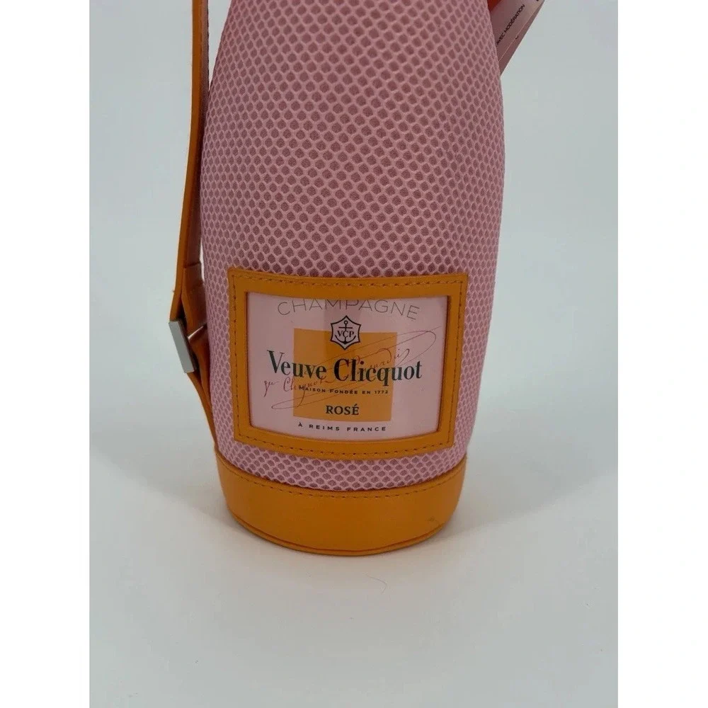 New with Tags Veuve Clicquot Rosé Champagne Bag Cooler Carrier 750mL France Rare